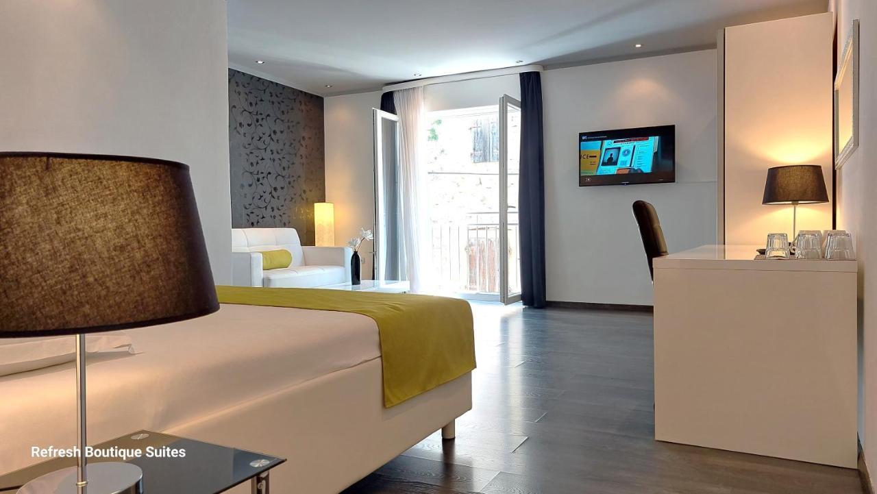 Refresh Boutique Suites - Central Point 보디체 외부 사진