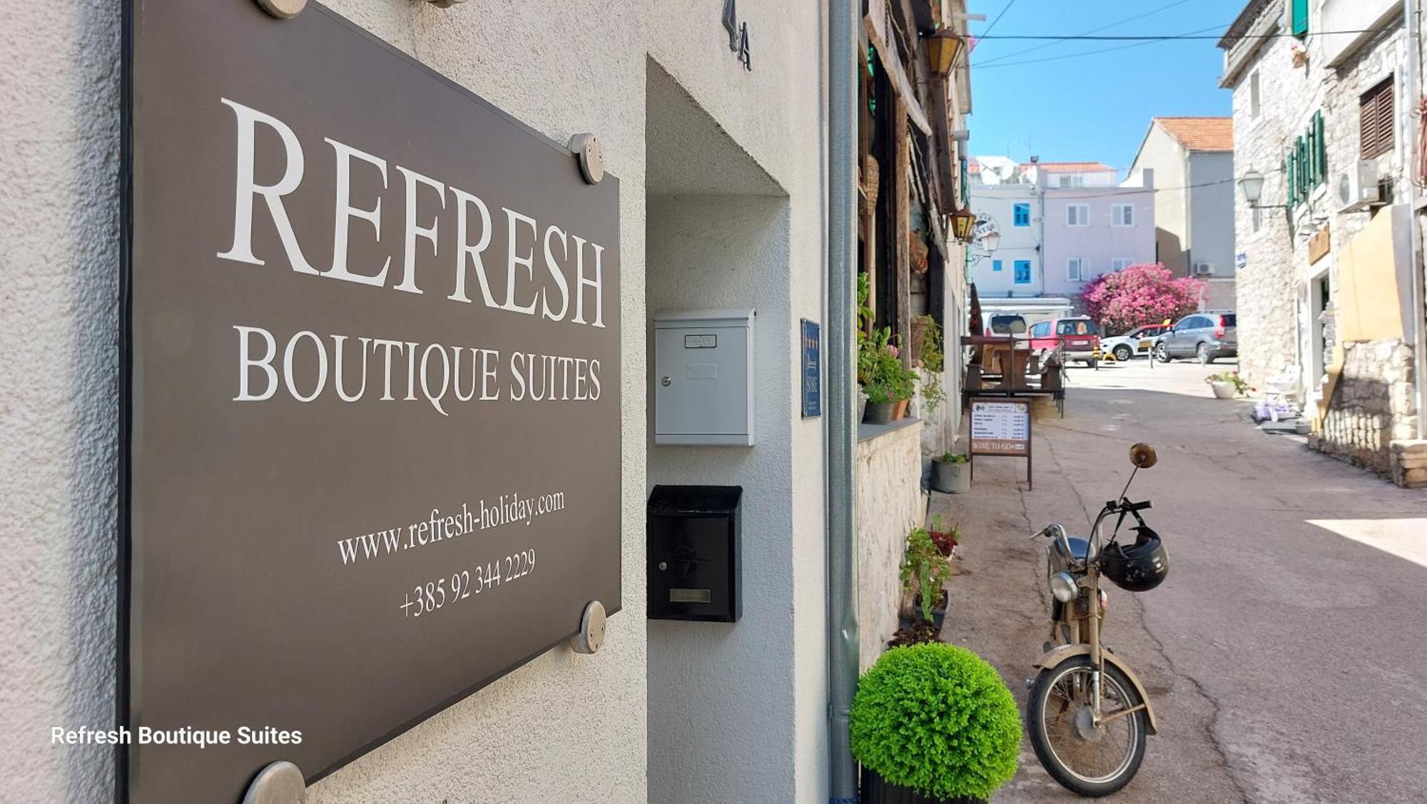 Refresh Boutique Suites - Central Point 보디체 외부 사진