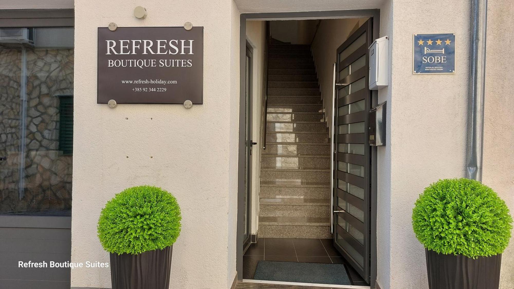Refresh Boutique Suites - Central Point 보디체 외부 사진