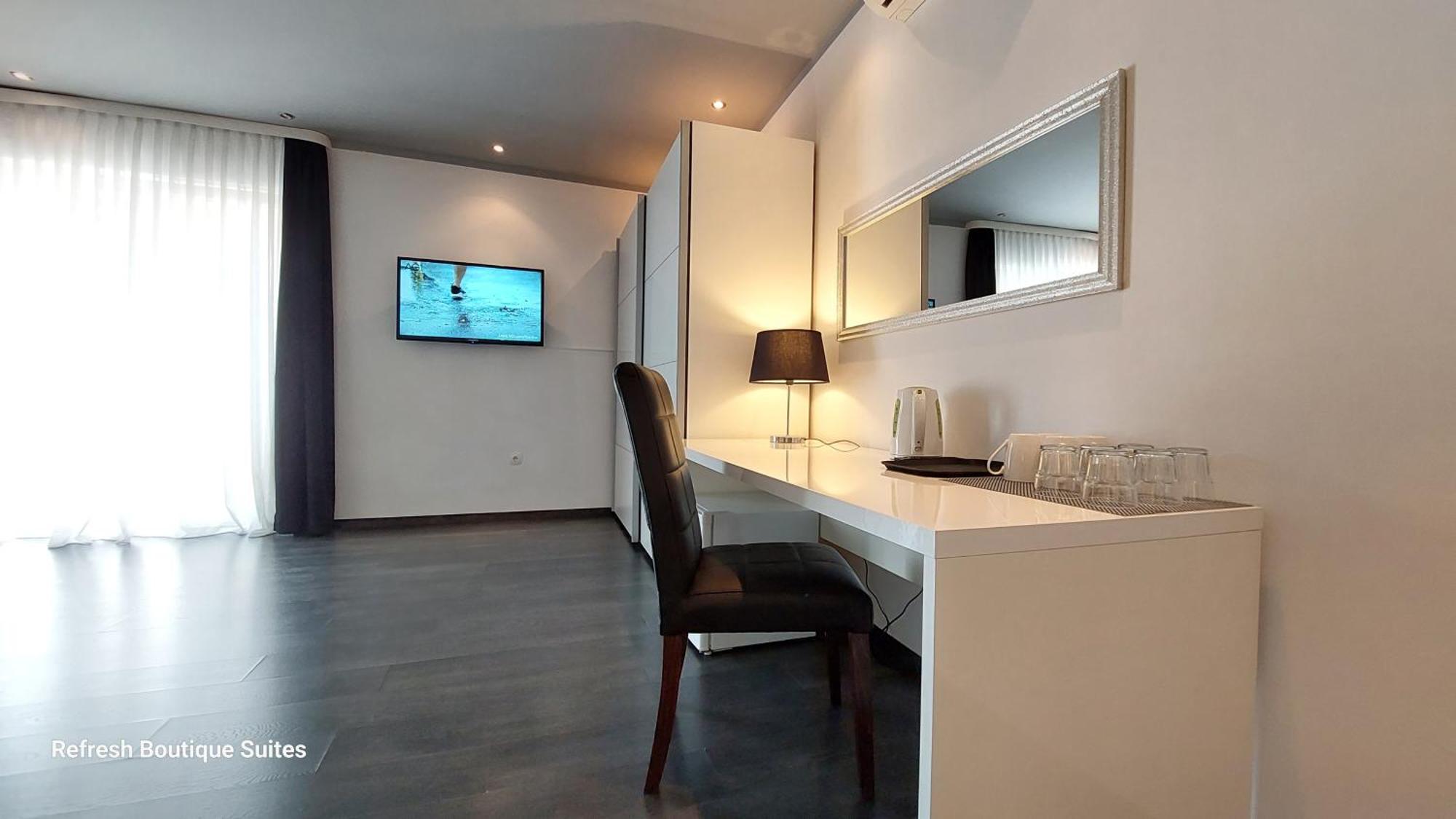 Refresh Boutique Suites - Central Point 보디체 외부 사진