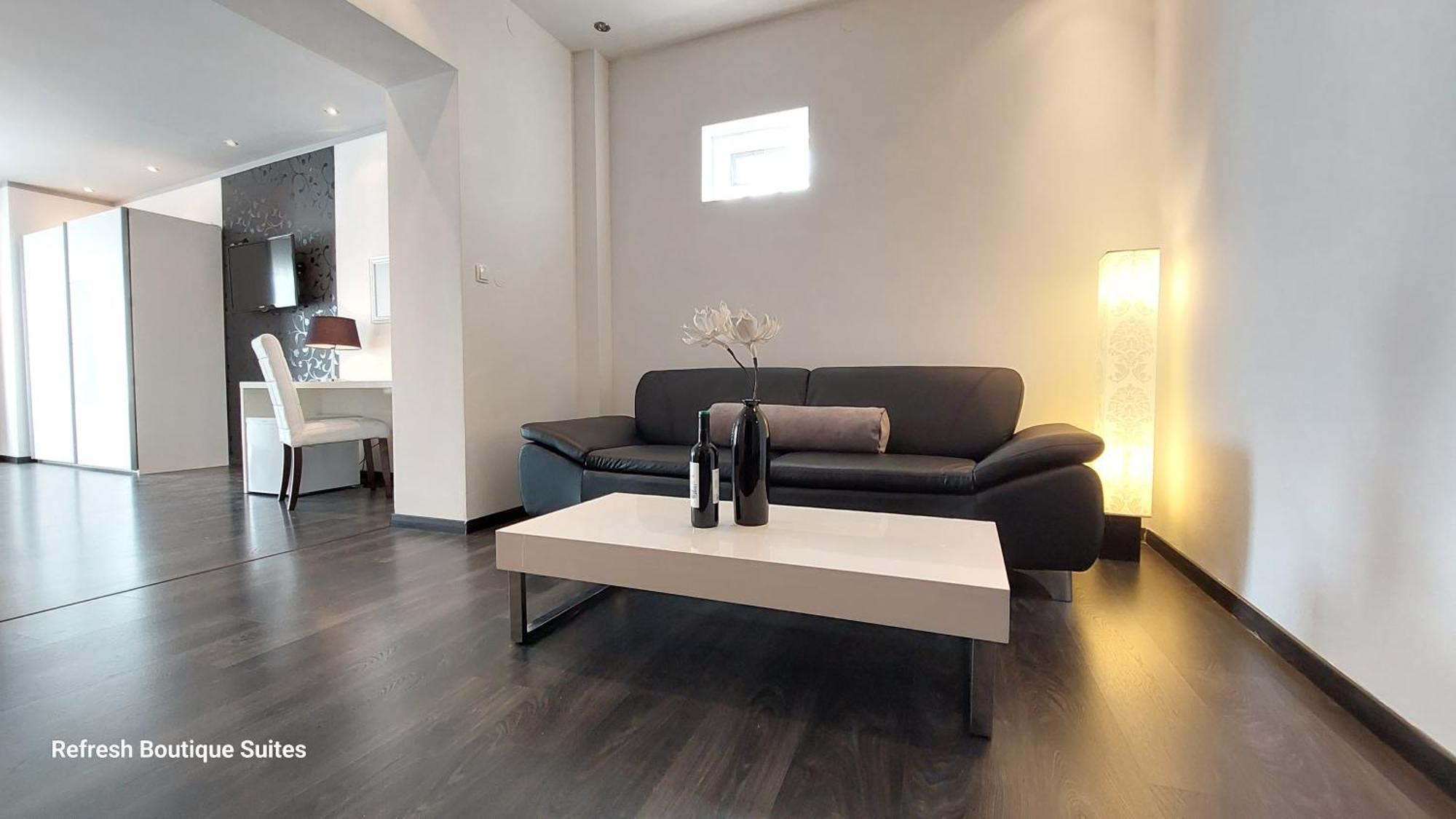 Refresh Boutique Suites - Central Point 보디체 객실 사진