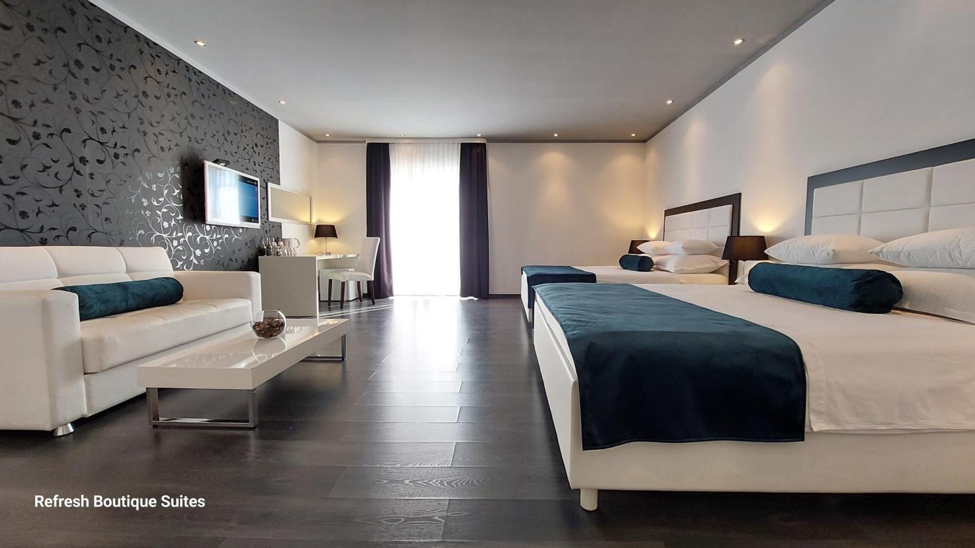 Refresh Boutique Suites - Central Point 보디체 외부 사진
